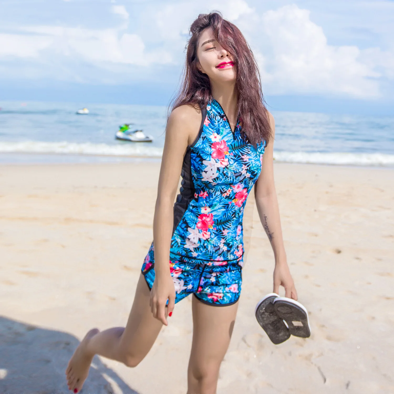 

Diving Suit Women's Split Type Two-Piece Set Sun-resistant Fashion Sleeveless Floral Snorkeling Suit Quick-Dry Surfing Jellyfish