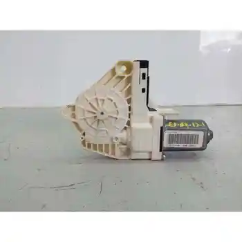 

AH2214B555AA WINDOW MOTOR REAR LEFT LAND ROVER RANGE ROVER SPORT