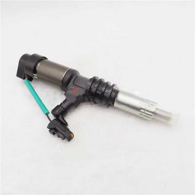 US $1.220.00 4 PCS GENUINE AND BRAND NEW DIESEL FUEL INJECTOR 0950001170 0950001171 FOR FUSO 6M60T ME300330