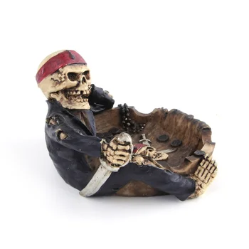 

1pc Ashtray Creative Durable Lightweight Chic Pirate Series Resin Ornaments for Bar