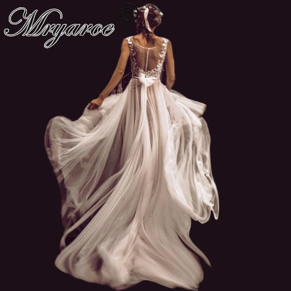 

Mryarce Outdoor Wedding Dress Illusion Scoop Neck Lace Appliqued Flowing Tulle A Line Bridal Gowns