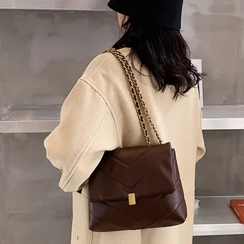 

Women V Pattern Leather Flip Crossbody Bags Small Square Chain Bags Wild Single Shoulder Messenger Bag Female Vintage Handbags