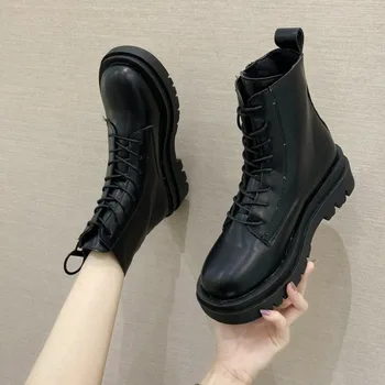 

Women's Classic Martin Boots Black Gear Platform Non-slip Waterproof Outdoor Boots Female Fashion All-match Korean Casual Boots