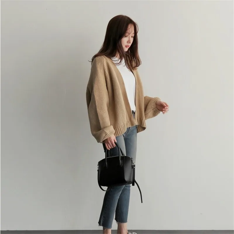 knitted sweater cardigans women korea loose sweater coat solid knitting outwear open stitch autumn loose knitted tops 2019 Y277 knitted sweater cardigans women korea loose sweater coat solid knitting outwear open stitch autumn loose knitted tops 2019 Y277