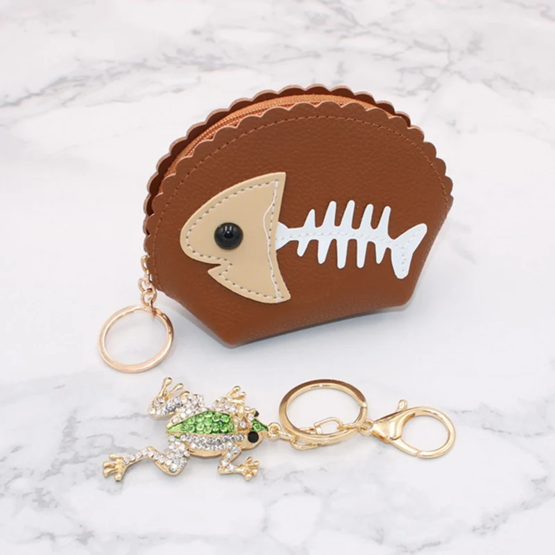 Newly Wallet Keychain Set Hand Holding Fishbone Wallet Frog Diamond Metal Keychain for Women Car Phone H66 - Цвет: Коричневый