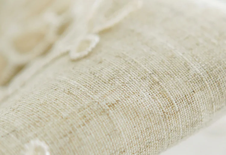 table runner Idyllic linen lace wedding table runners track on the table