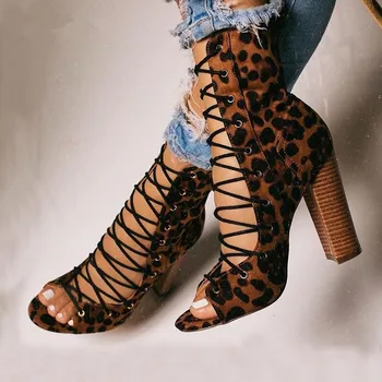 

2020 New Roman Style Summer Gladiator Sandals Fashion Leopard grain Peep toe Cross Strap Thick High heels Sexy Suede Booties