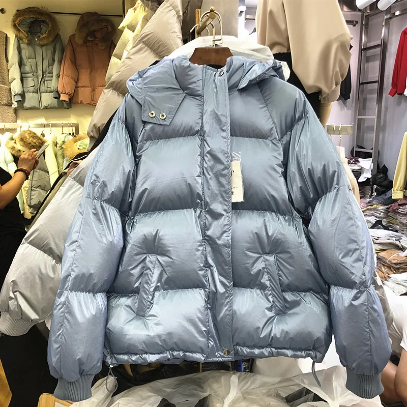 Яркие модные пуховые пальто с хлопковой подкладкой для женщин, новинка, зимняя короткая парка с капюшоном в Корейском стиле, женские свободные теплые куртки