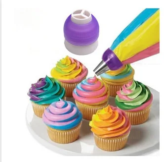 

Wholesale Miandashi Three-Color Decorating Adapter 3-Hole 3 Color Pastry Cream Bags Adapter Coupler Baking Tool