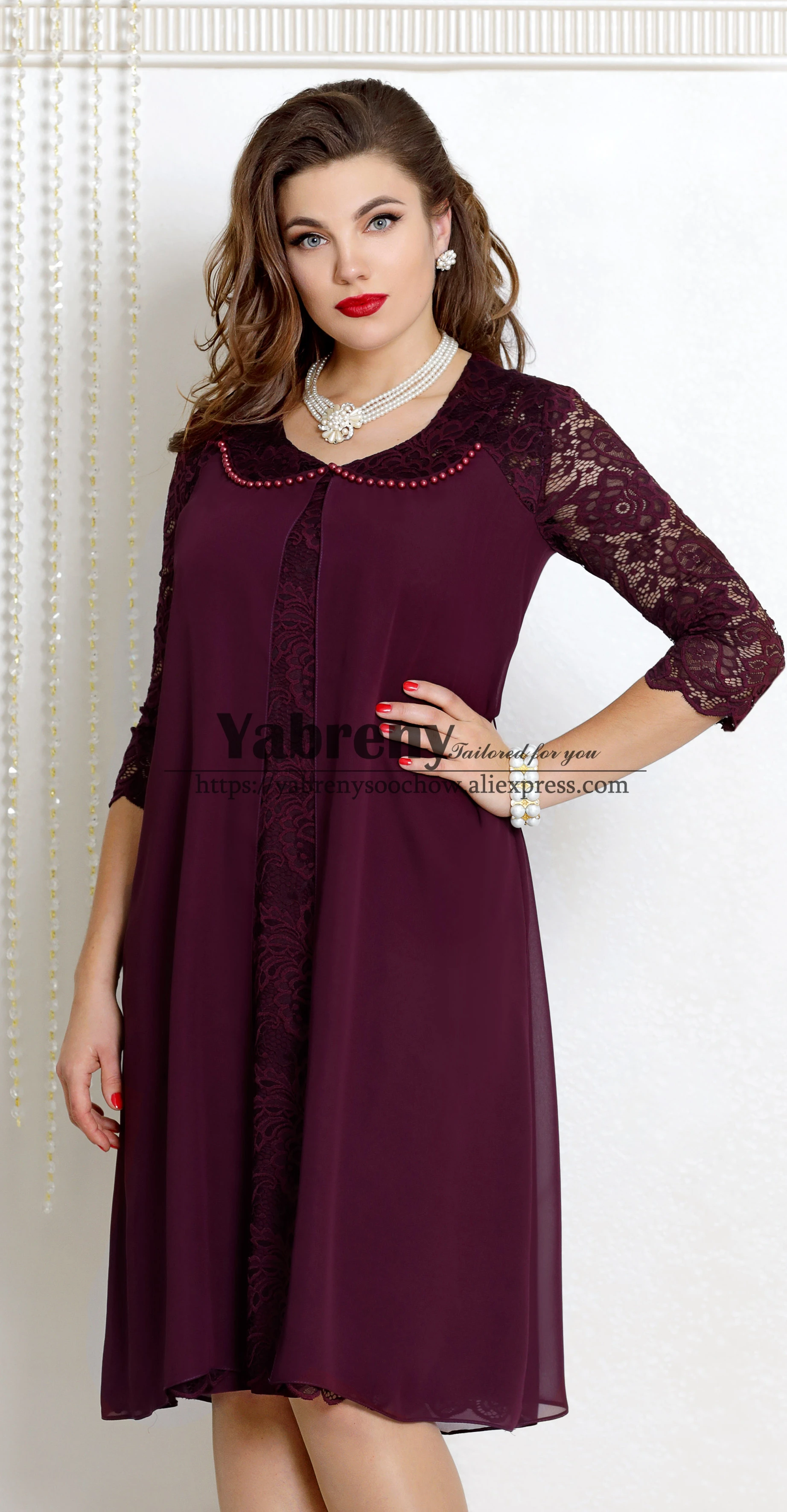 Knee Length Mother of the bride Lace dress Burgundy with pearlMother