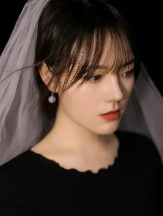 짧은 티슈 화이트 베일 수제 웨딩 파티 액세서리, 더블 레이어 헤어 빗, 와이어 헤드 루프 더블 헤어 빗 60/90
