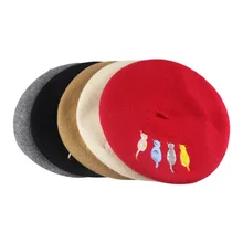 Шерстяной берет с котом Женская милая шапка с бутоном на осень и зиму