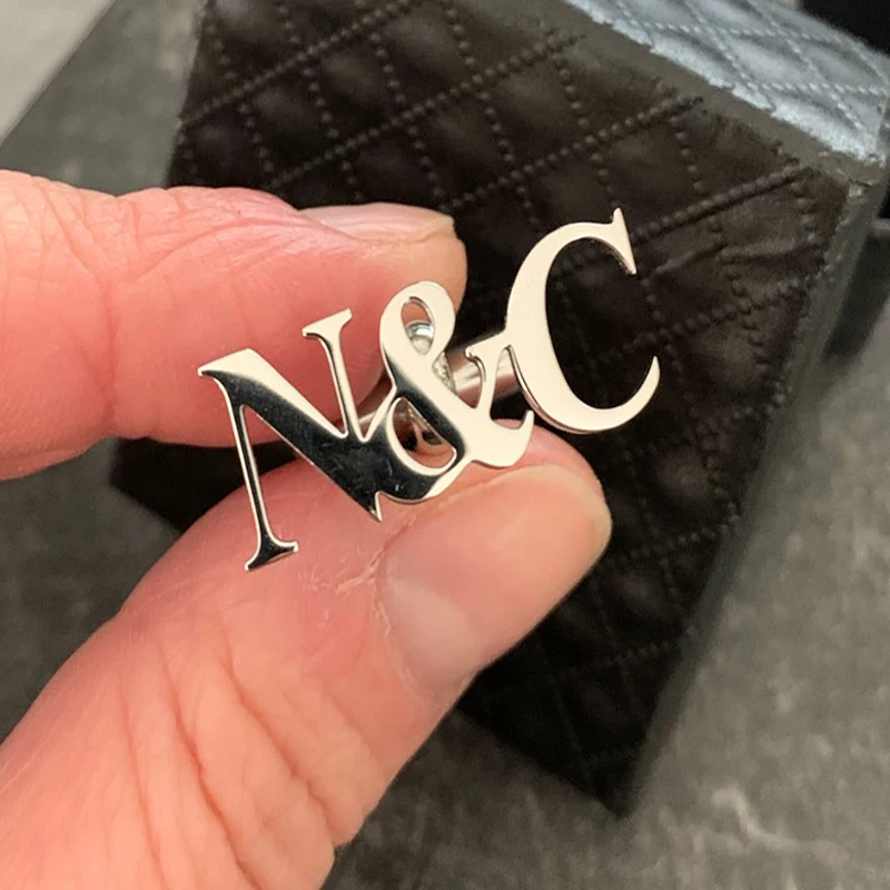 Gemelos con iniciales de nombre grabado personalizado para hombre, botones de enlaces, regalos de boda, camiseta personalizada, letras, gemelos, accesorios para hombre