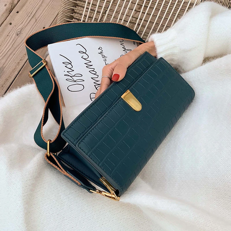 

Stone Pattern PU Leather Wide Strap Crossbody Bags For Women 2019 Retro Quality Shoulder Messenger Bag Lady Designer Totes Bag
