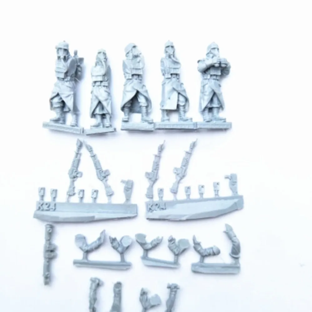 Death Korps of Krieg 5-man squad w/бинокль и база данных (подробности в Imgur)
