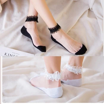 

2020 New Combo Fasahion Harajuku Style Socks Loose Socks Cute Strawberry Cakes Socks Middle Tube Socks Girls Cotton Socks