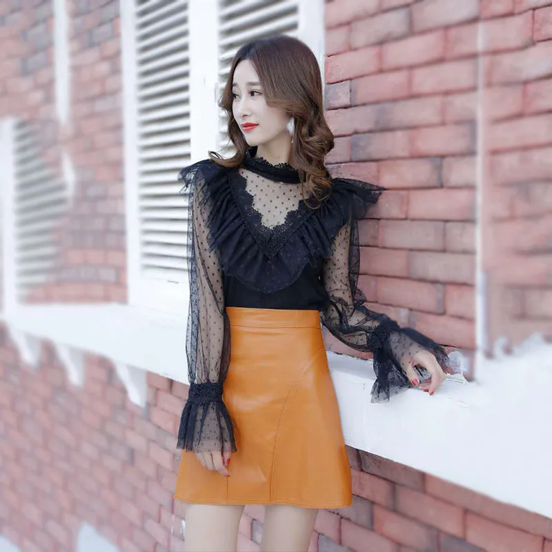 Женская прозрачная блузка в горошек черная или розовая с расклешенными рукавами