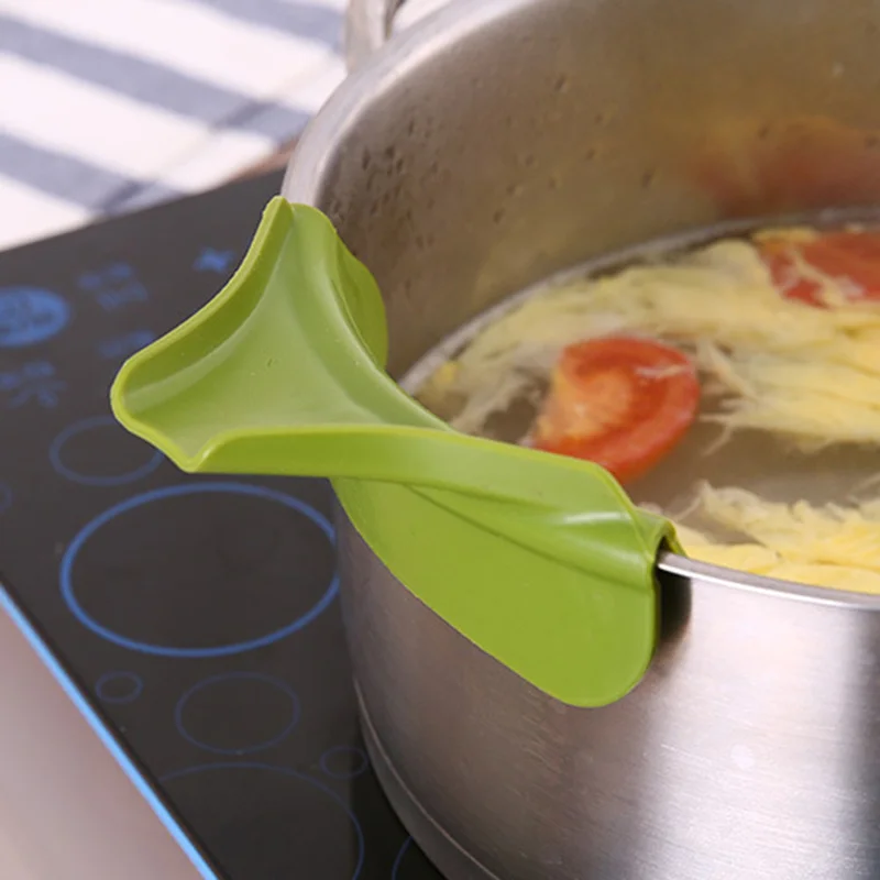 Creative Silicone Slip Kitchen Soup Funnel Overflow Dip Hopper Pots and Bowls and Jars Cookware Deflector Kitchen Gadgets Tools