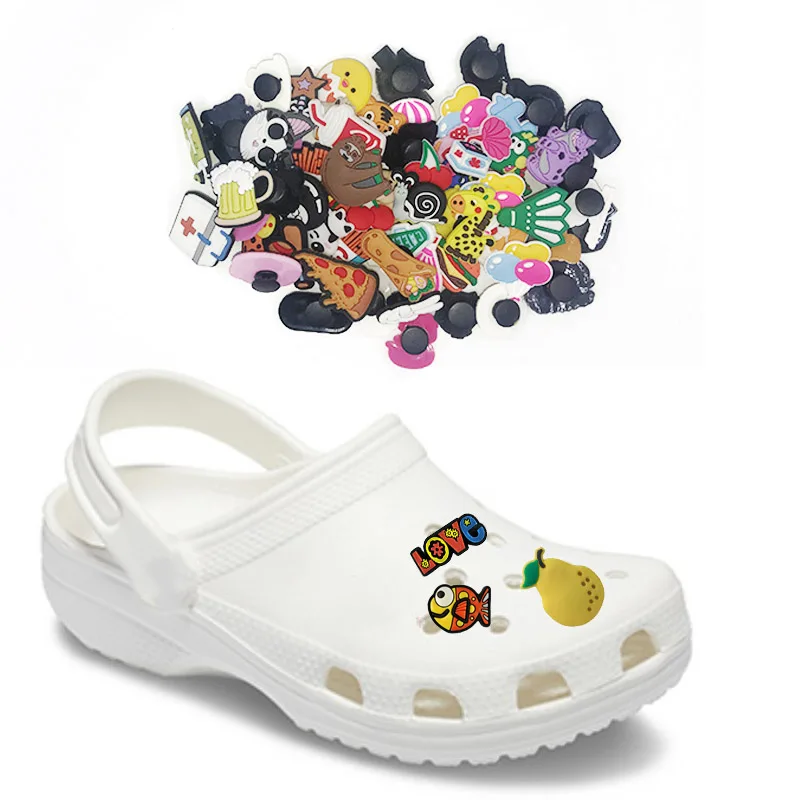 Envío Gratis 50 Uds mezclados al azar de zapatos de PVC Accesorios de colgantes lindo decoraciones fit pulseras Sandalias Zapatos de regalo de los niños