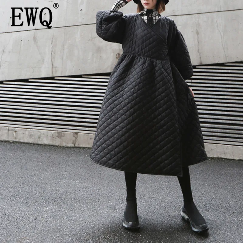

[EWQ] 2020 Winter Fashion New Style Long Sleeve Solid Patchwork Pockets Button Casual Loose cotton padded Coat Women AC766