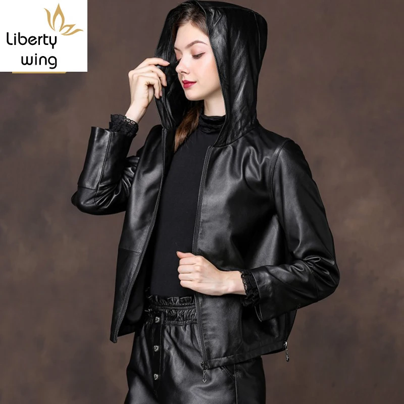 

2020 New Women Hooded Genuine Coats Autumn Winter Thick Warm 100% Sheepskin Real Leather Jackets Fashion Casual Clothes
