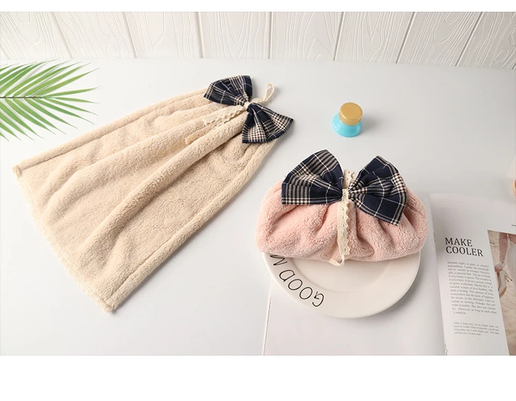 GIANTEX Bow Super Soft Absorbent Microfiber Hand Towel Hanging Bathroom Kitchen Towel Cleaning Cloth 35x27cm U2258