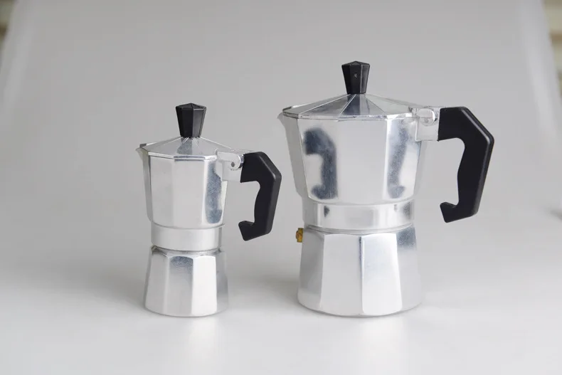 2808125620_1037317317