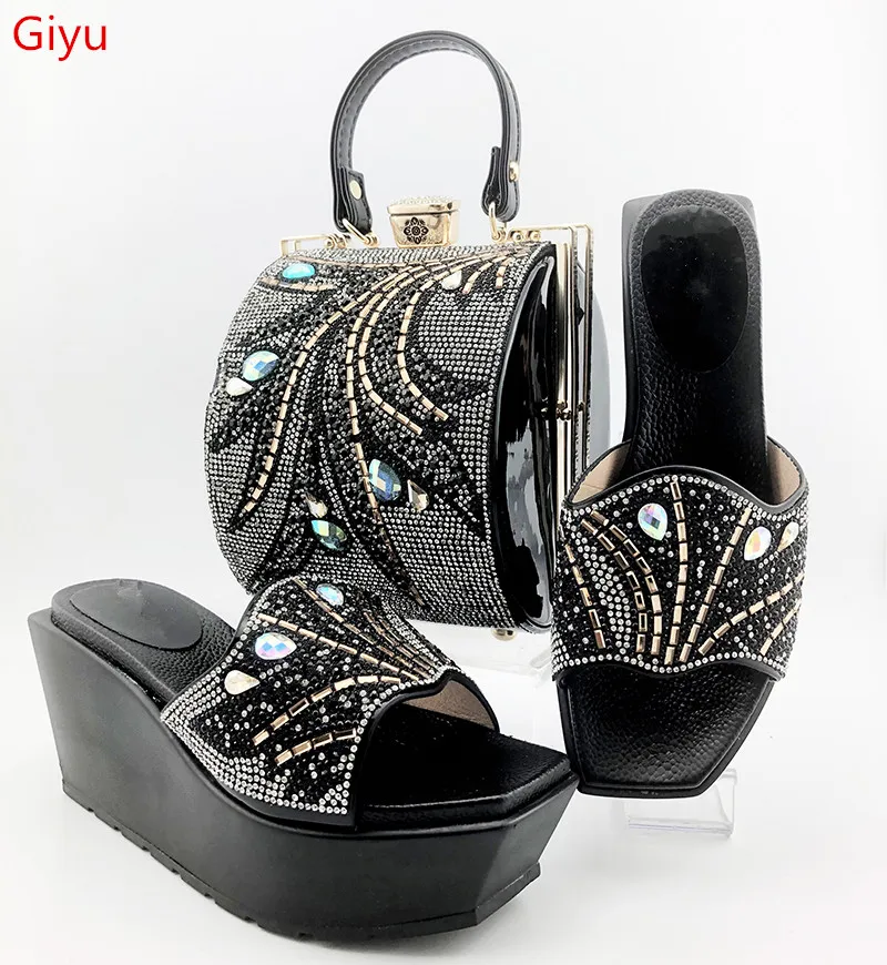 MD014 BLACK SIZE38-42 HEEL9CM 1.35KG 238RMB