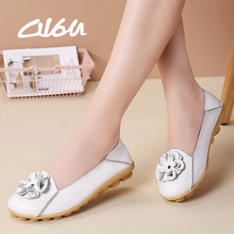 ladies white leather flat shoes
