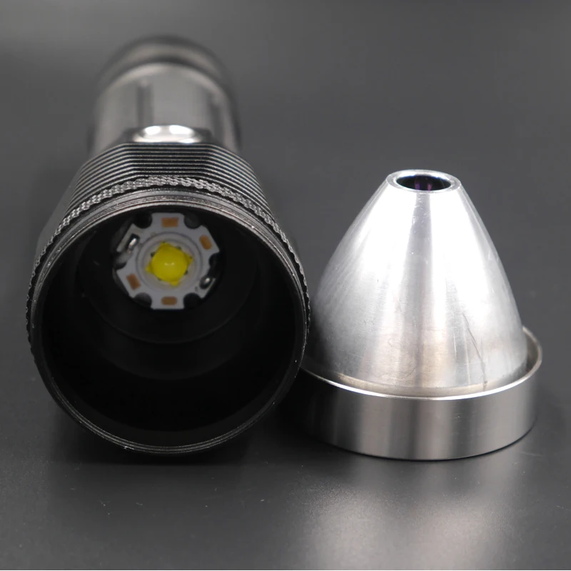 XD47 flashlight (11)