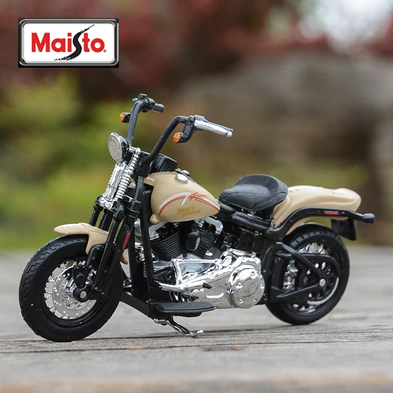 Maisto 1:18 Harley Davidson 2008 FLSTSB Cross Bones Die Cast Vehicles Collectible Hobbies Motorcycle Model Toys 2