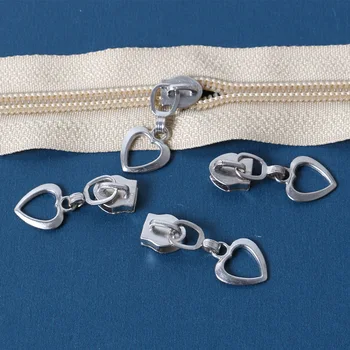 

10pcs 5# Heart Shape Zipper Sliders Zipper Repair Kits Garment Bag Sewing Decoration DIY Tailors Sewing Accessories