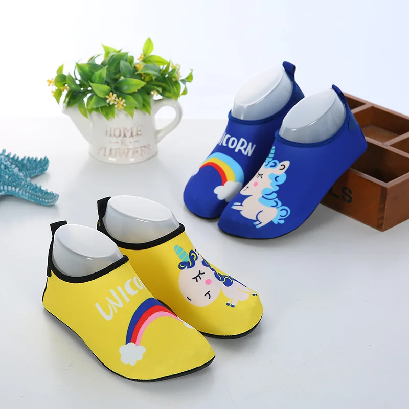 Детские пляжные сандалии с единорогом для занятий водными видами спорта; детская обувь с открытым носком; акваобувь; морские кроссовки; носки для купания с героями мультфильмов; тапочки для дайвинга для мальчиков и девочек