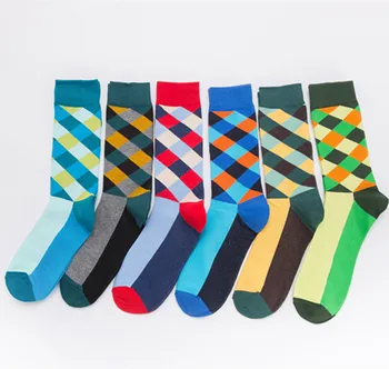 

Christmas colorful diamond lattice neuter socks European and American skateboard socks versatile neutral socks
