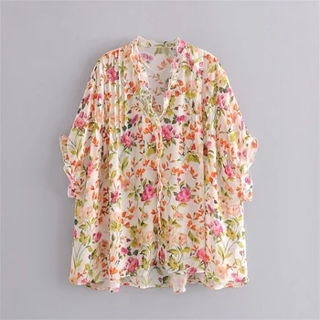 

2020 Spring Women's New V-neck Loose Short Sleeve Pleated and Laminated Translucent Asymmetric Hem Print Shirt