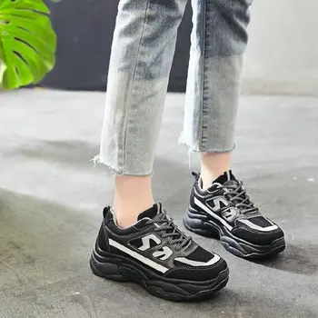 

2019 Autumn and winter new Fashion mesh sneakers Black Thick bottom Lace-up casual shoes Women Running Shoes Zapatillas C34-73