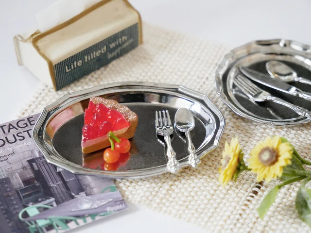 1:6 doll house mini model furniture accessories  Five piece Restaurant cutlery/knife and fork 2