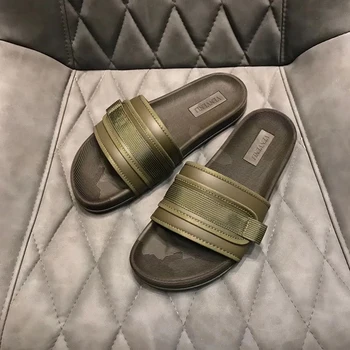 

V VL beach leisure slippers men's sandals high quality camouflage rivet rubber sole antiskid workmanship exquisite packaging