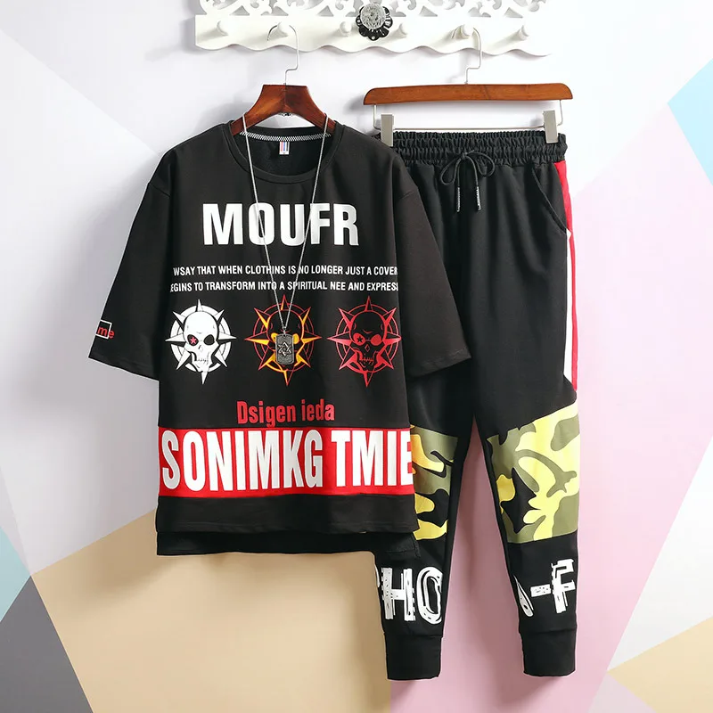 

2019 Summer MEN'S Short-sleeved T-shirt Trend Leisure Sports Suit Half Sleeve Clothes Capri Pants Two-Piece Set D647