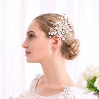 

European And American Wedding Bridal Ornament Headdress Korean High End Handmade Hair Ornament Pearl Rhinestone Flower Comb