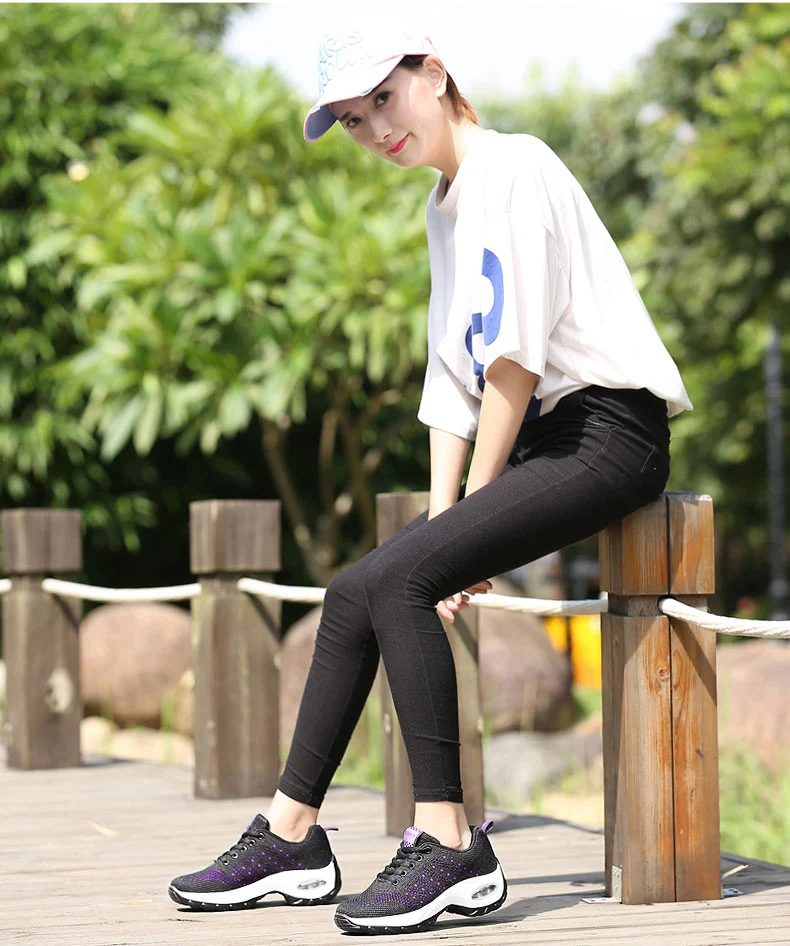 Walking Shoes 2021 New Women Breathable Casual Shoes Outdoor Light Weight Frenulum Casual Walking Platform Ladies Sneakers Black