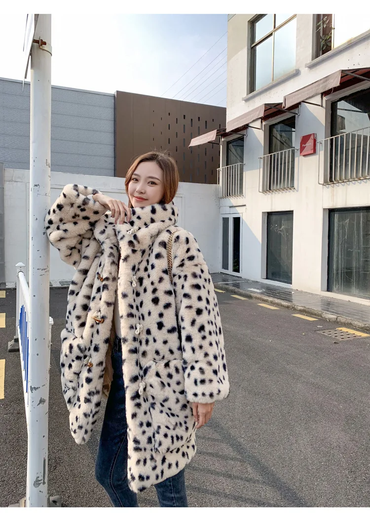 down parka women Women's jacket Female coat winter ladies Fashion Thick Warm Fur Turn-down Collar Horn Button fur caux fur coat  xk2-92 waterproof puffer coat