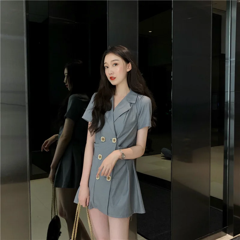 

Photo Shoot Net Price Hong Kong Flavor Gentle Retro Elegant Waist Hugging Double Breasted Pleated Small Suit Dress