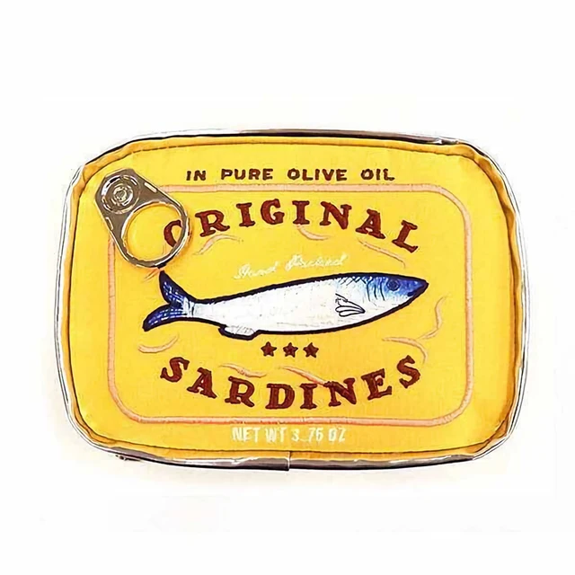 Novelty Retro Canned Sardines Style Cosmetic Bag Animal Makeup Bags Cute Portable Bath Travel Sack Women Handbags New 4