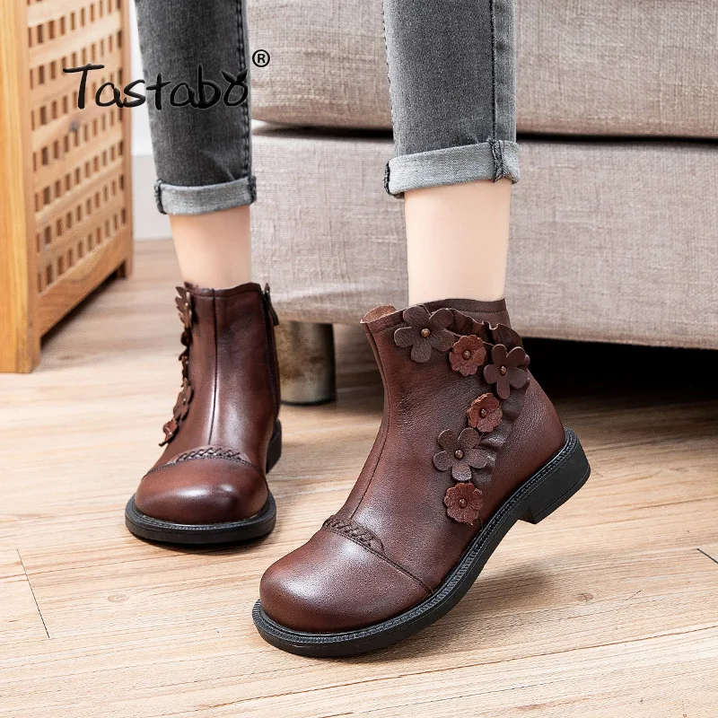 

Flower boots women 2020 autumn fashion genuine leather handmade low heel shoes female short boots motorcycle botas S866