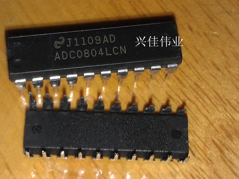 ADC0804 ADC0804LCN DIP-20