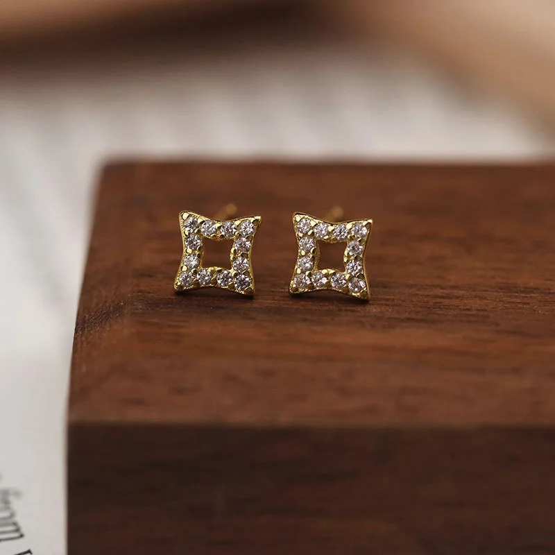 12596567445_2113292643