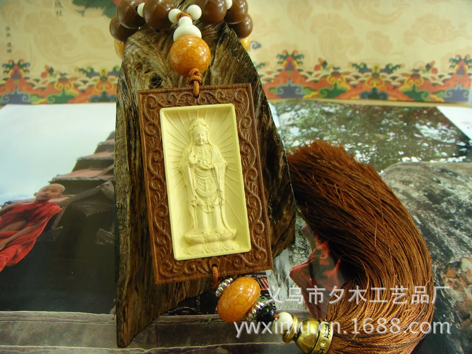 New Style Car Accessories Boxwood Automobile Hanging Ornament South China Sea Guanyin Safeness Hanging Decoration Car Interior T