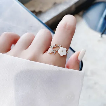 Korea’s New Exquisite Crystal Flower Ring Fashion Temperament Sweet Versatile Love Opening Ring Female Jewelry