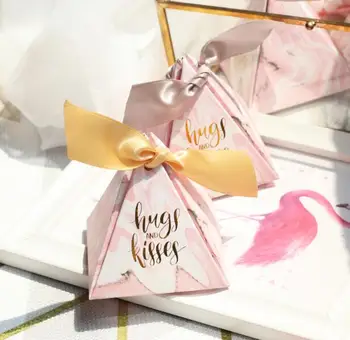 

100Pcs Pink Triangular Pyramid Marble Wedding Favors Candy Boxes Bomboniera Bridal Shower Party Chocolate Gift Box With Ribbons